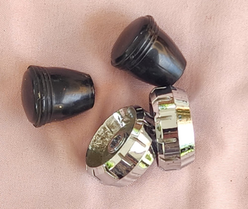 Vintage radio knobs triumph - knobs,